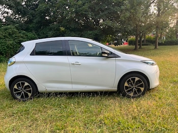 Used Renault Zoe 2019 for sale - 79167552: Photo