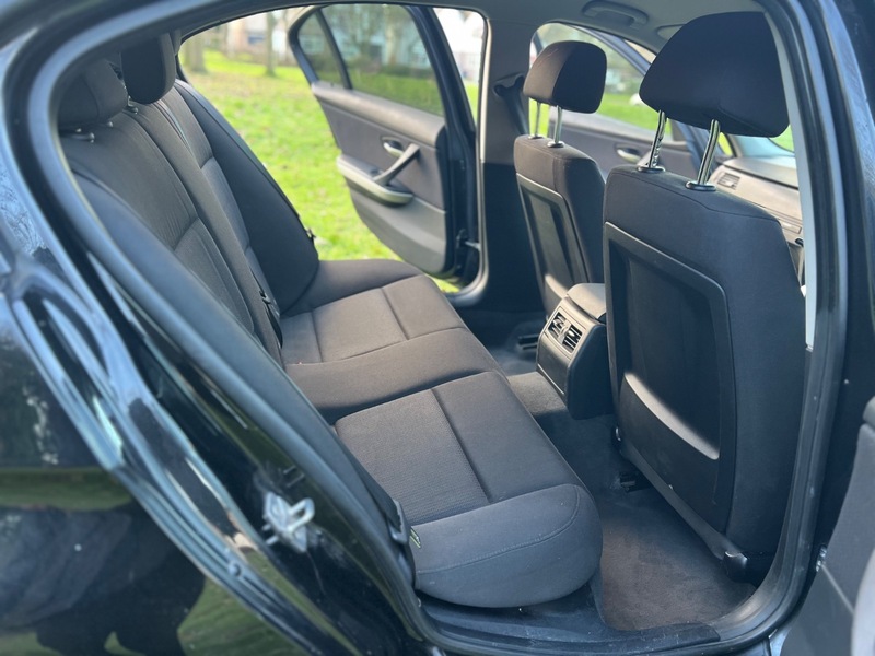 Used BMW 3 Series 2011 for sale - 77072881: Photo 13