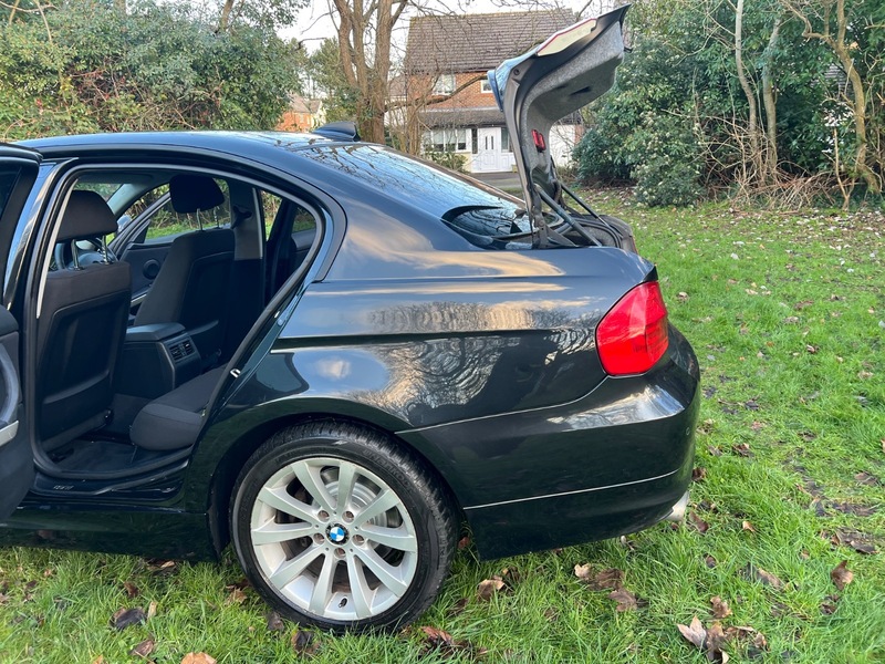 Used BMW 3 Series 2011 for sale - 77072881: Photo 21