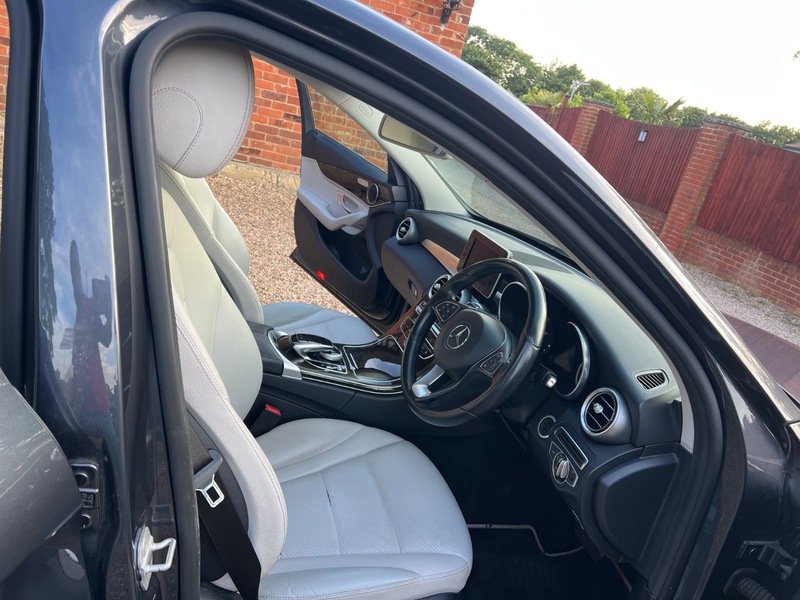 Used Mercedes-Benz C Class 2014 for sale - 76884603: Photo 19