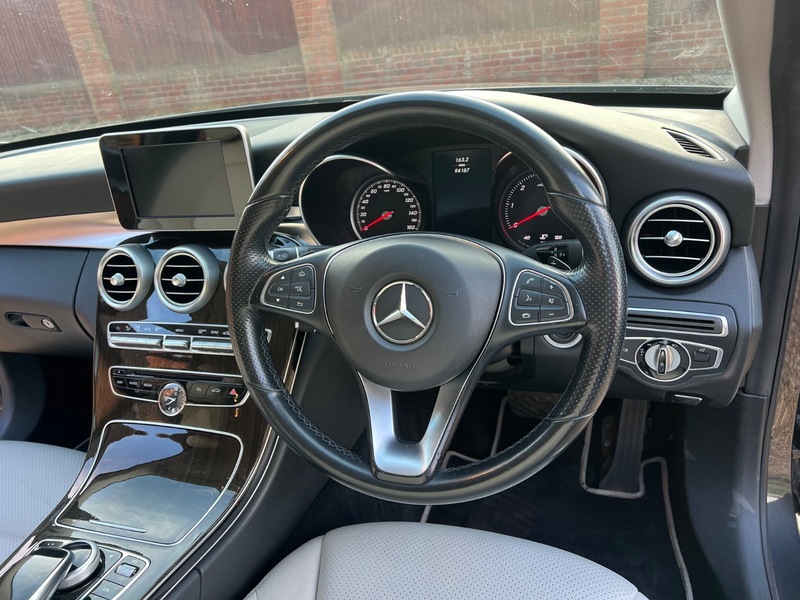 Used Mercedes-Benz C Class 2014 for sale - 76884603: Photo 22