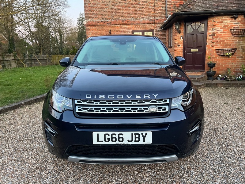 Used Land Rover Discovery Sport 2016 for sale - 76605374: Photo 1