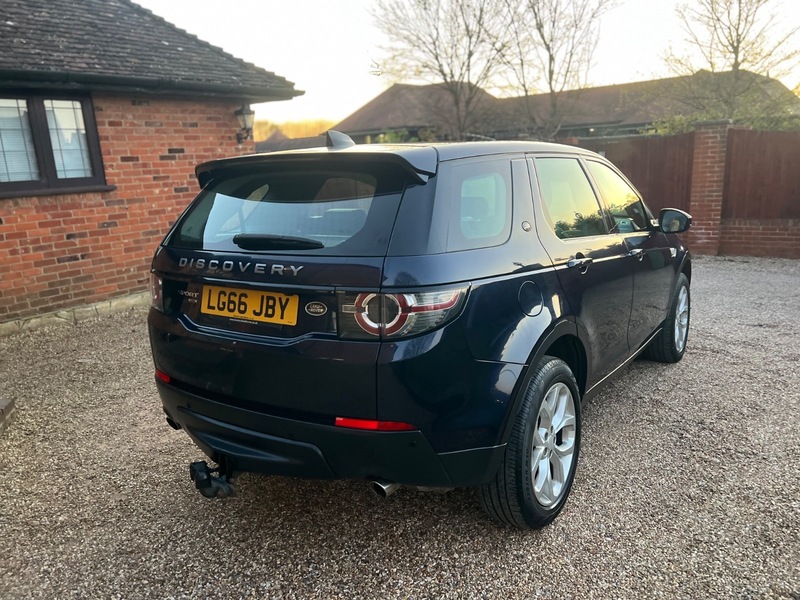 Used Land Rover Discovery Sport 2016 for sale - 76605374: Photo 8