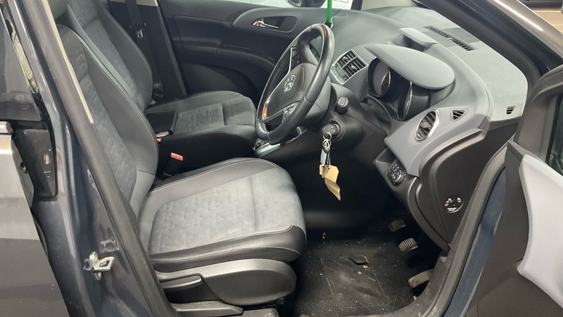 Used Vauxhall Meriva 2014 for sale - 78045249: Photo 8
