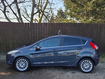 Used Ford Fiesta 2014 for sale - 77988828: Photo
