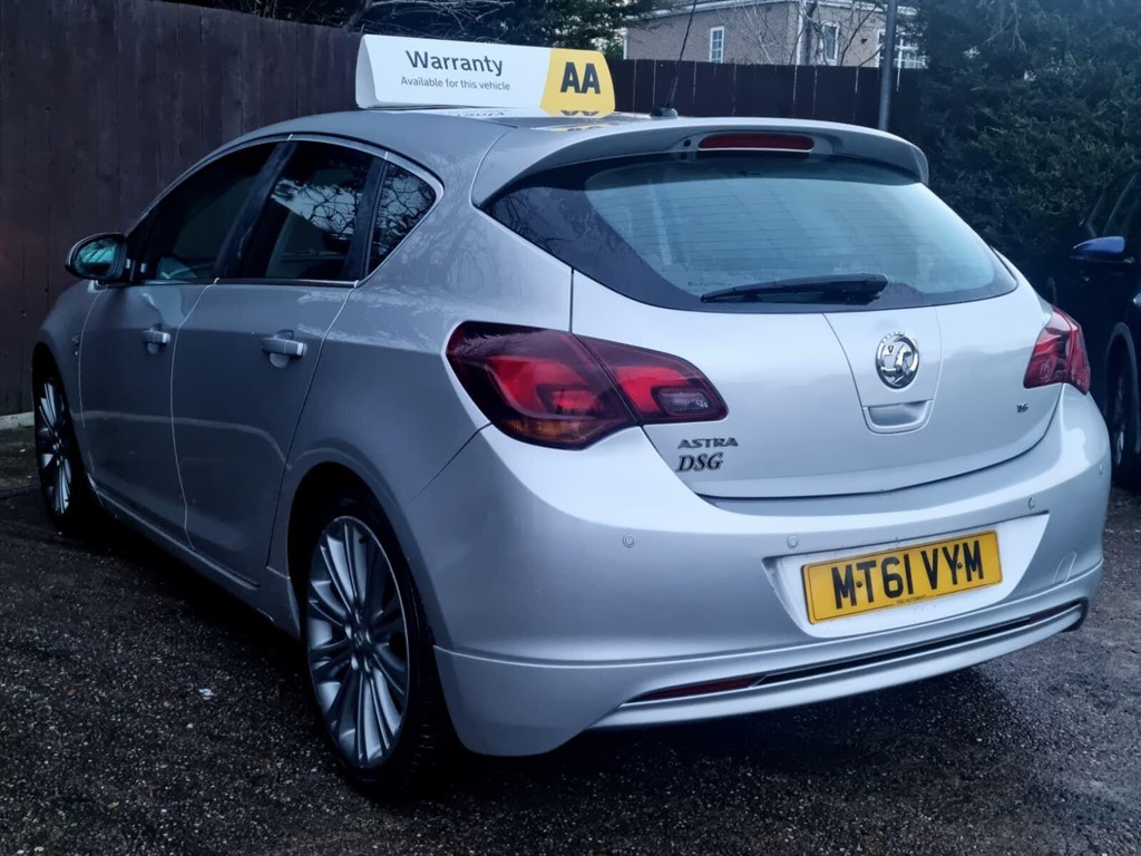 Used Vauxhall Astra 2011 for sale - 76861994: Photo 4