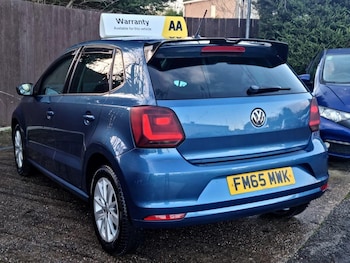 Used Volkswagen Polo 2015 for sale - 76796677: Photo