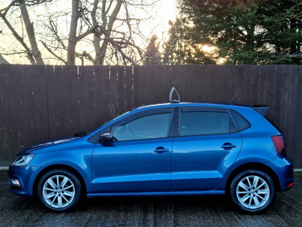 Used Volkswagen Polo 2015 for sale - 76796677: Photo 7