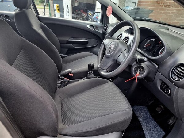 Used Vauxhall Corsa 2011 for sale - 76209059: Photo 10
