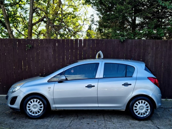 Used Vauxhall Corsa 2011 for sale - 76209059: Photo 5
