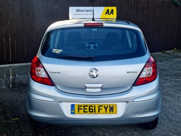 Used Vauxhall Corsa 2011 for sale - 76209059: Photo 6