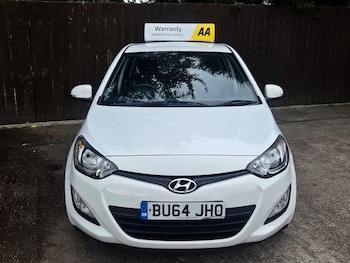 Used Hyundai i20 2014 for sale - 79542975: Photo