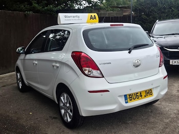 Used Hyundai i20 2014 for sale - 79542975: Photo