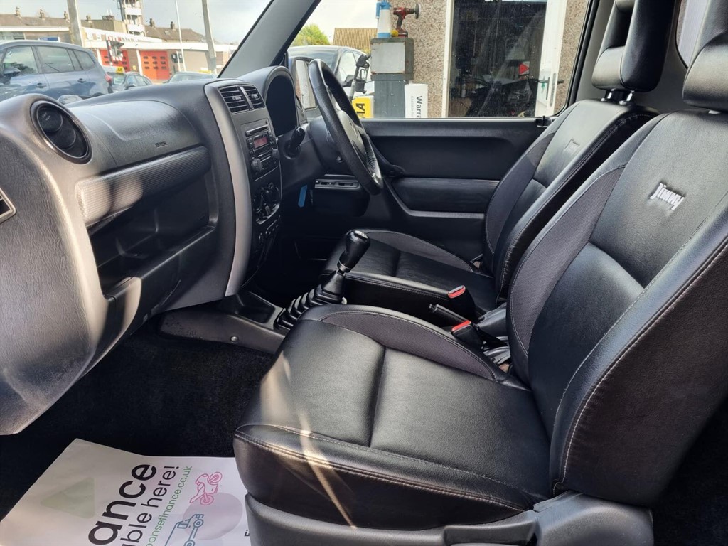 Used Suzuki Jimny 2012 for sale - 76355291: Photo 18