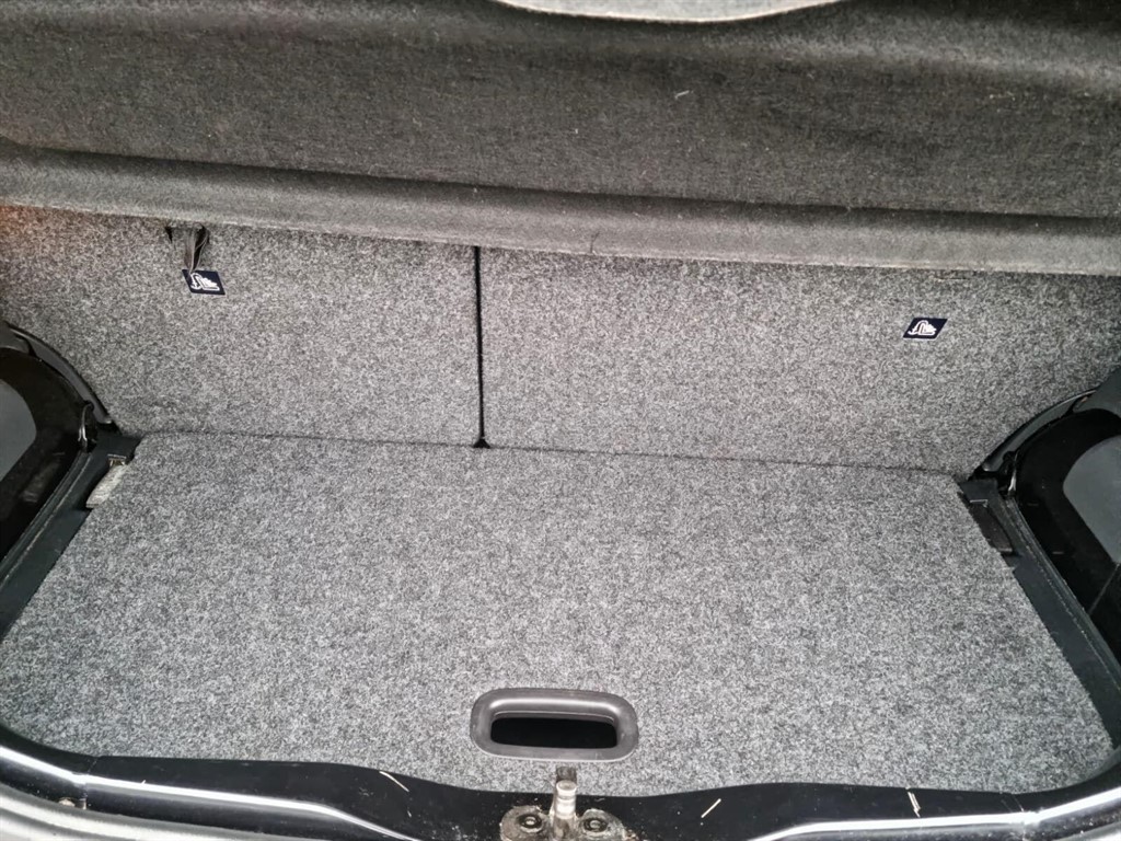 Used Volkswagen up! 2017 for sale - 78000587: Photo 17