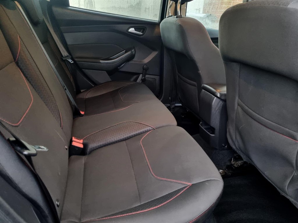 Used Ford Focus 2015 for sale - 77198562: Photo 12