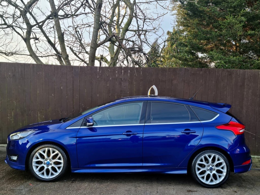 Used Ford Focus 2015 for sale - 77198562: Photo 4