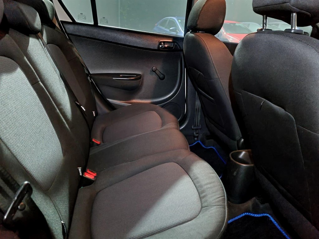 Used Hyundai i20 2011 for sale - 77414199: Photo 11