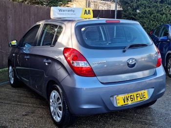 Used Hyundai i20 2011 for sale - 77414199: Photo