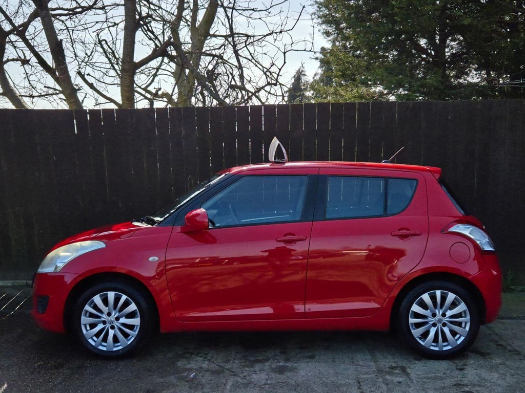Used Suzuki Swift 2012 for sale - 77988842: Photo 5
