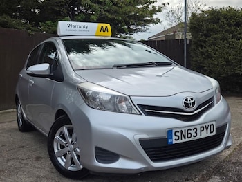 Used Toyota Yaris 2013 for sale - 78494066: Photo