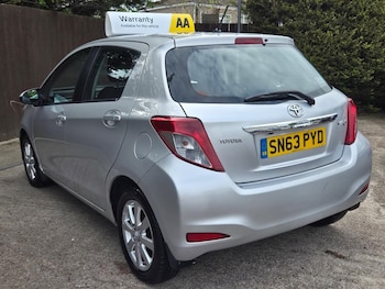 Used Toyota Yaris 2013 for sale - 78494066: Photo