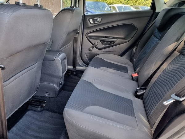 Used Ford Fiesta 2015 for sale - 76240972: Photo 11