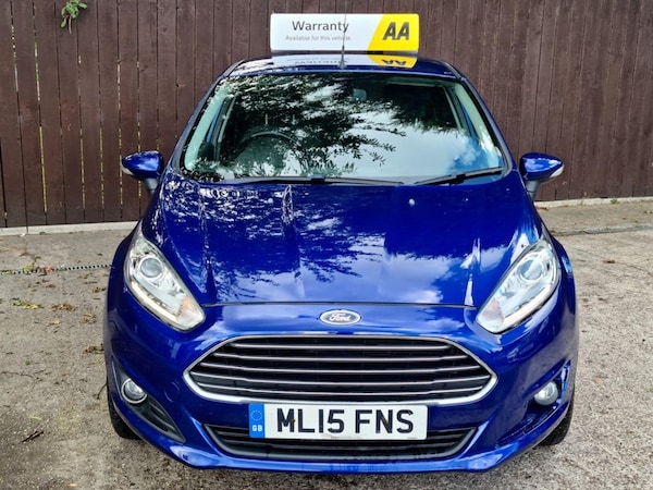 Used Ford Fiesta 2015 for sale - 76240972: Photo 2