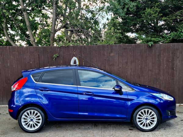 Used Ford Fiesta 2015 for sale - 76240972: Photo 7
