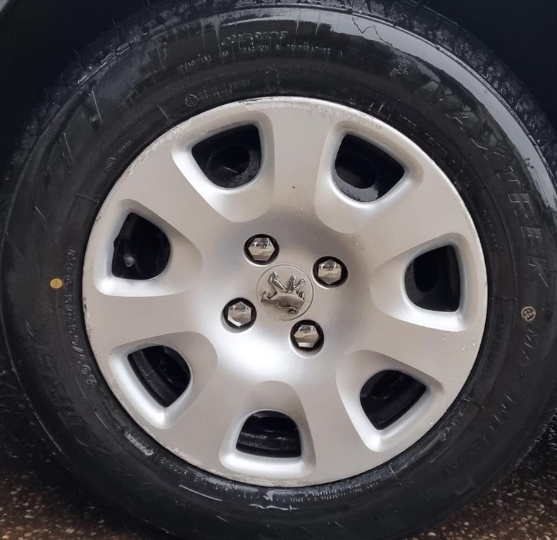 Used Peugeot Partner Tepee 2012 for sale - 77116321: Photo 16