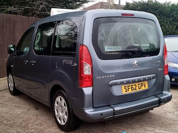 Used Peugeot Partner Tepee 2012 for sale - 77116321: Photo