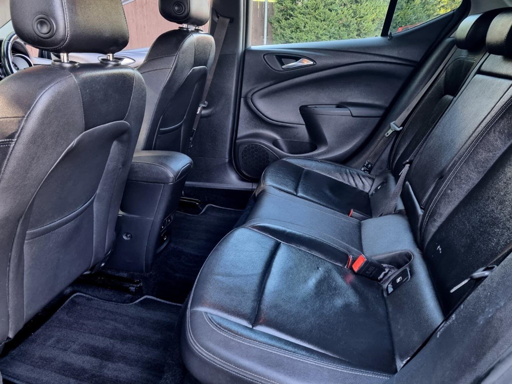 Used Vauxhall Astra 2017 for sale - 76117183: Photo 12