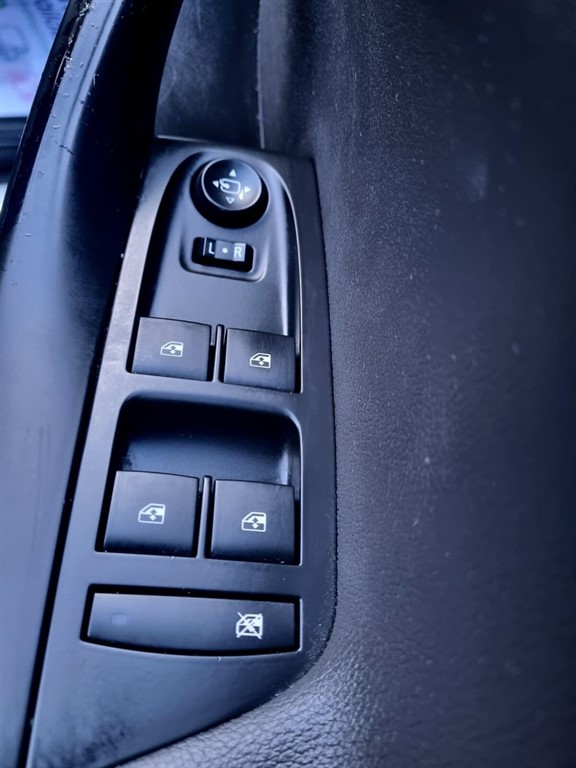 Used Vauxhall Astra 2017 for sale - 76117183: Photo 13