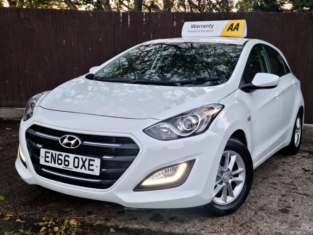 Used Hyundai i30 2016 for sale - 76428411: Photo 3
