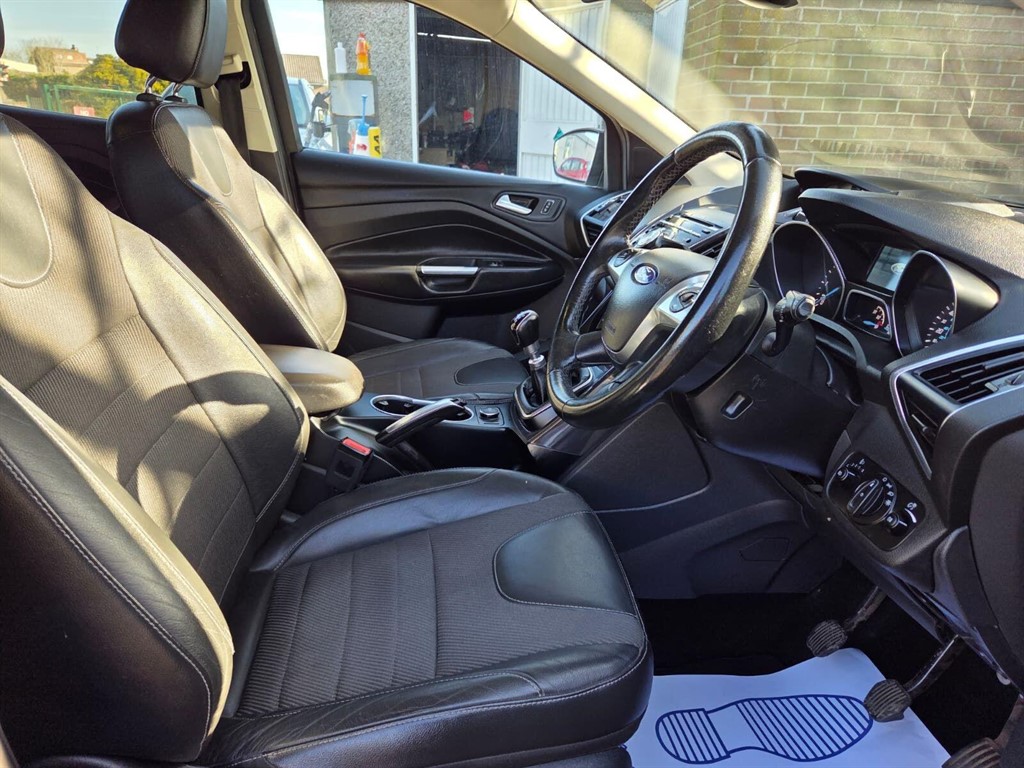 Used Ford Kuga 2015 for sale - 77763082: Photo 11