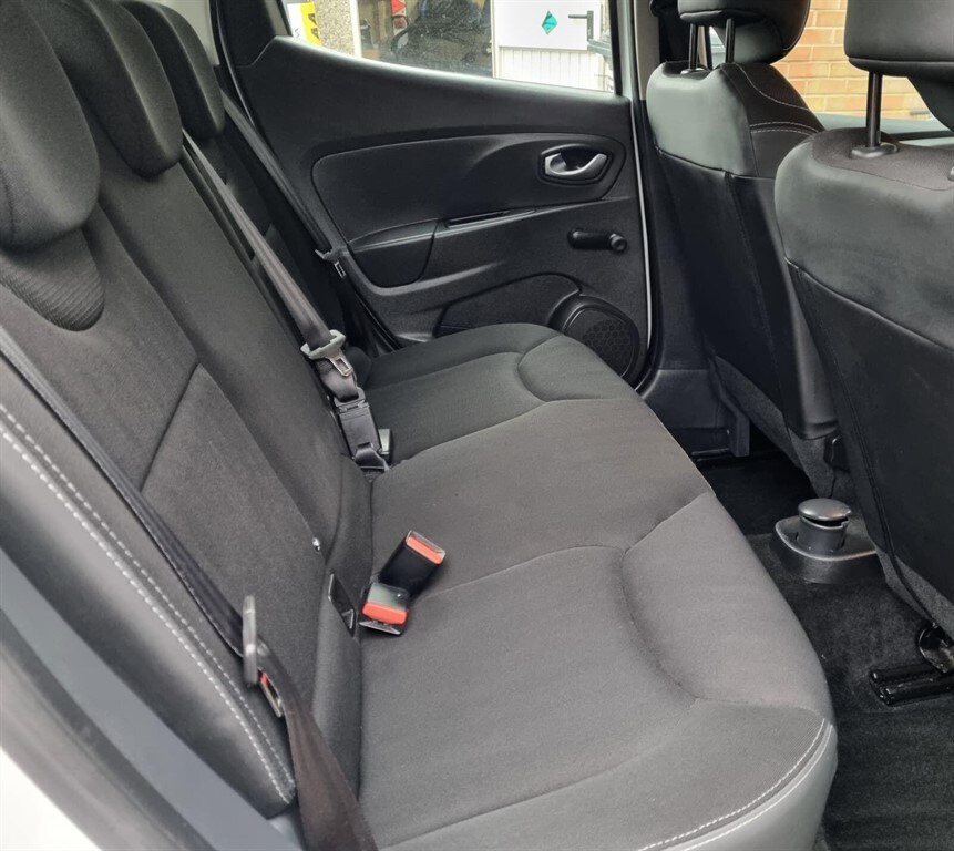 Used Renault Clio 2016 for sale - 77450087: Photo 11