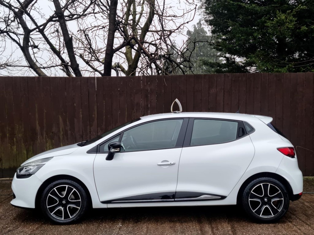 Used Renault Clio 2016 for sale - 77450087: Photo 5