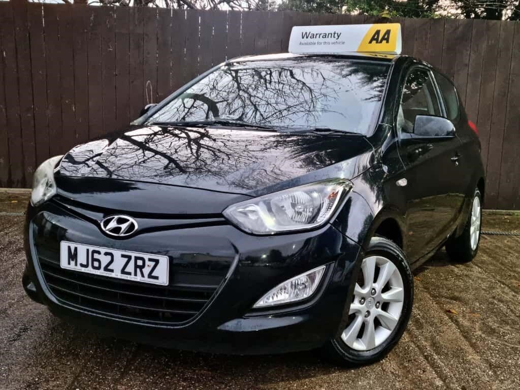 Used Hyundai i20 2012 for sale - 76636050: Photo 3