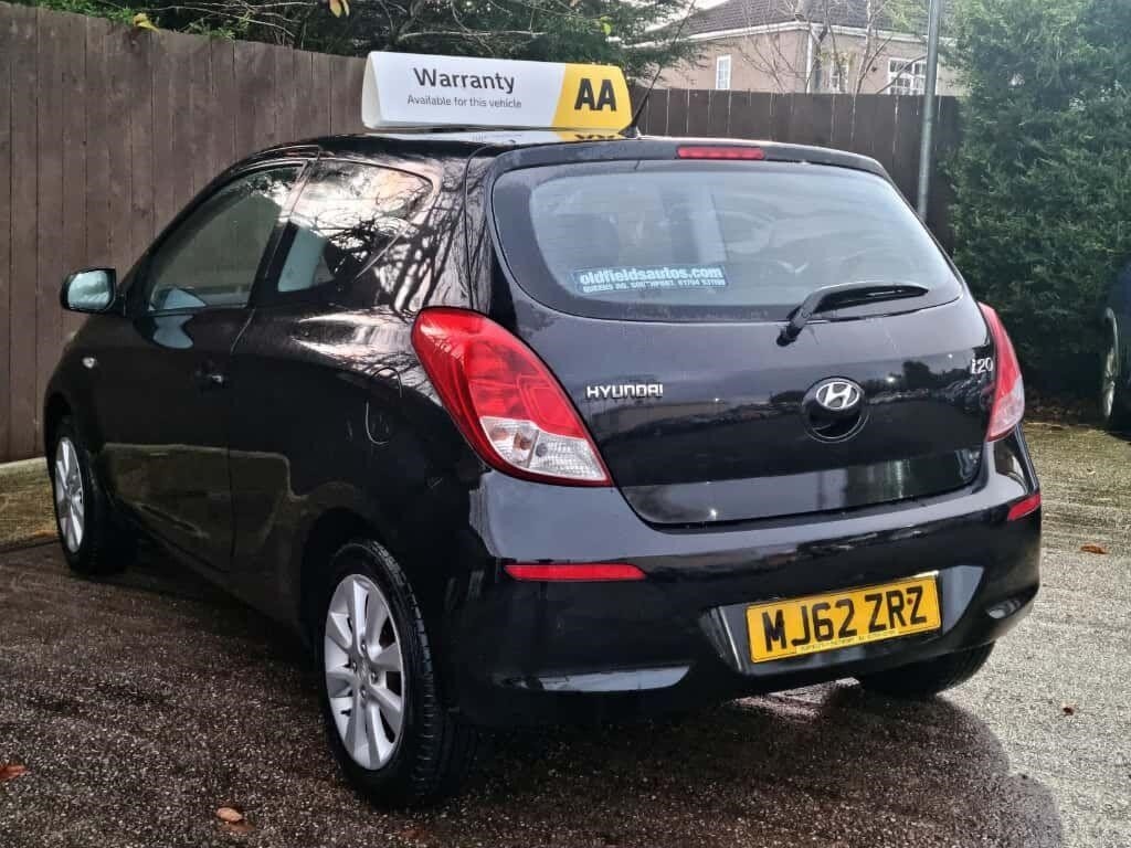 Used Hyundai i20 2012 for sale - 76636050: Photo 4