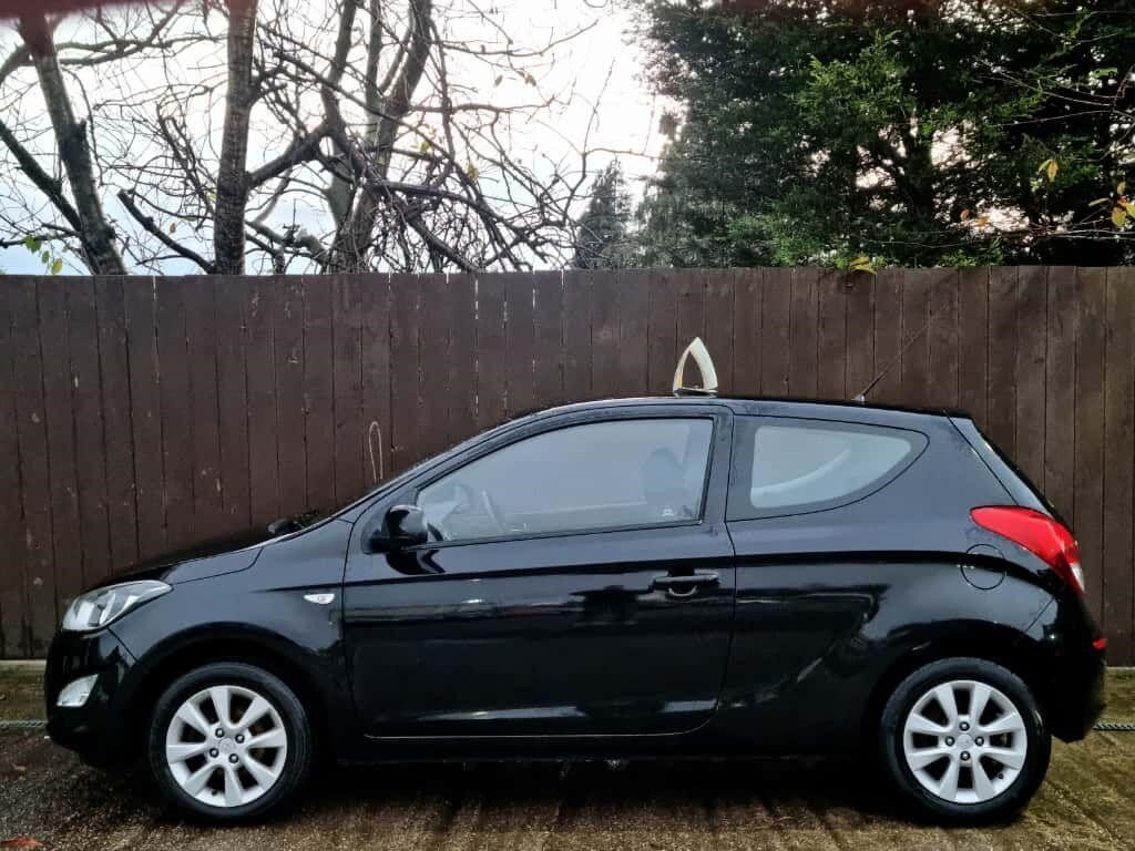 Used Hyundai i20 2012 for sale - 76636050: Photo 5