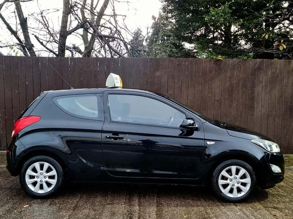 Used Hyundai i20 2012 for sale - 76636050: Photo 7