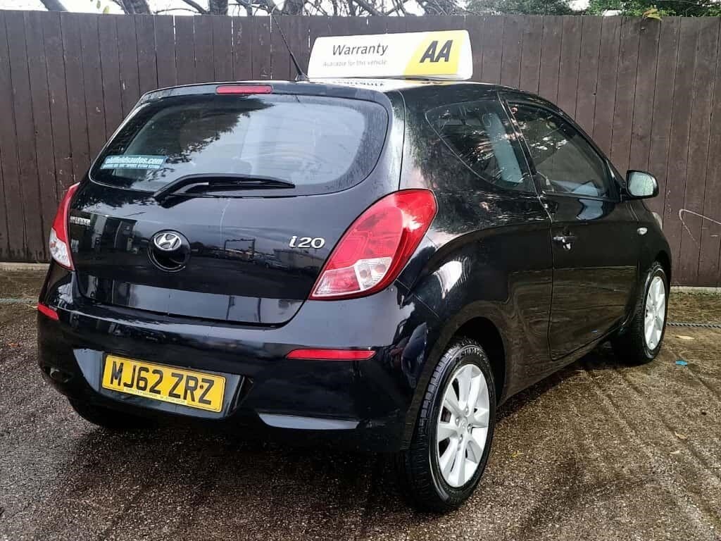 Used Hyundai i20 2012 for sale - 76636050: Photo 8