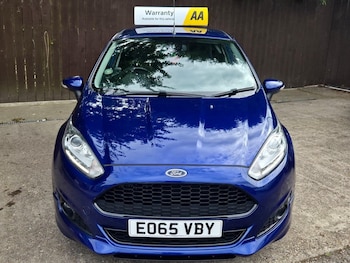 Used Ford Fiesta 2015 for sale - 78995486: Photo