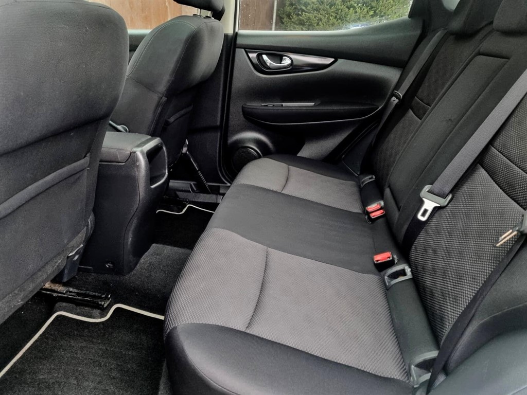 Used Nissan Qashqai 2015 for sale - 77435396: Photo 12