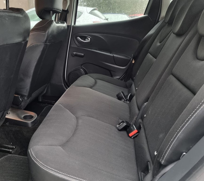 Used Renault Clio 2015 for sale - 77269512: Photo 12