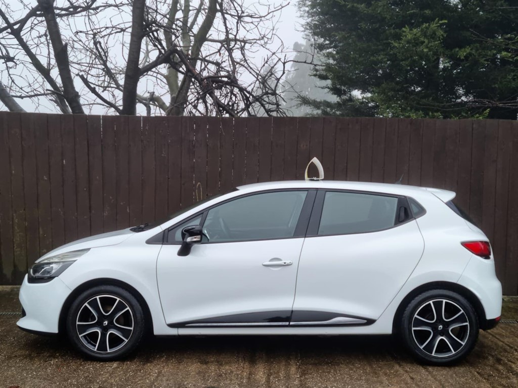 Used Renault Clio 2015 for sale - 77269512: Photo 5