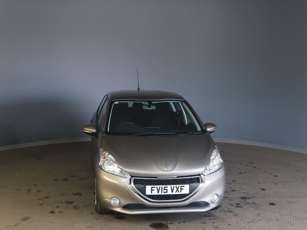 Used Peugeot 208 2015 for sale - 77833813: Photo 2