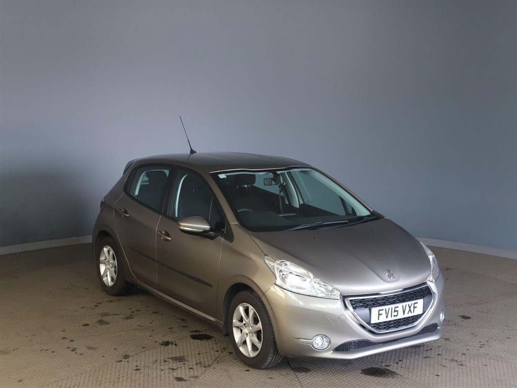 Used Peugeot 208 2015 for sale - 77833813: Photo 5