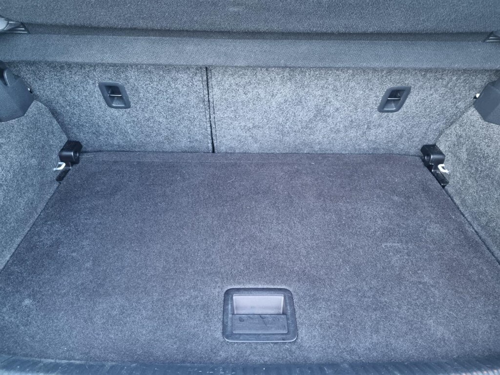 Used Volkswagen Polo 2014 for sale - 77763074: Photo 16