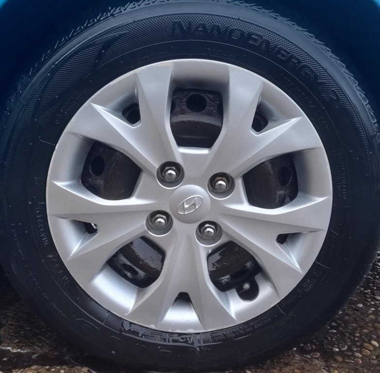 Used Hyundai i10 2014 for sale - 77592478: Photo 12